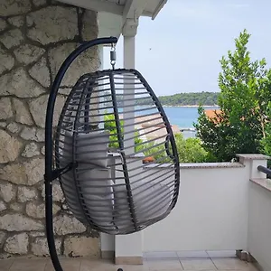 4* Vendégház Riviera And