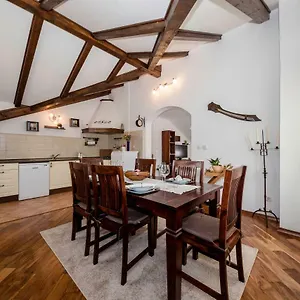  Apartman Godinic